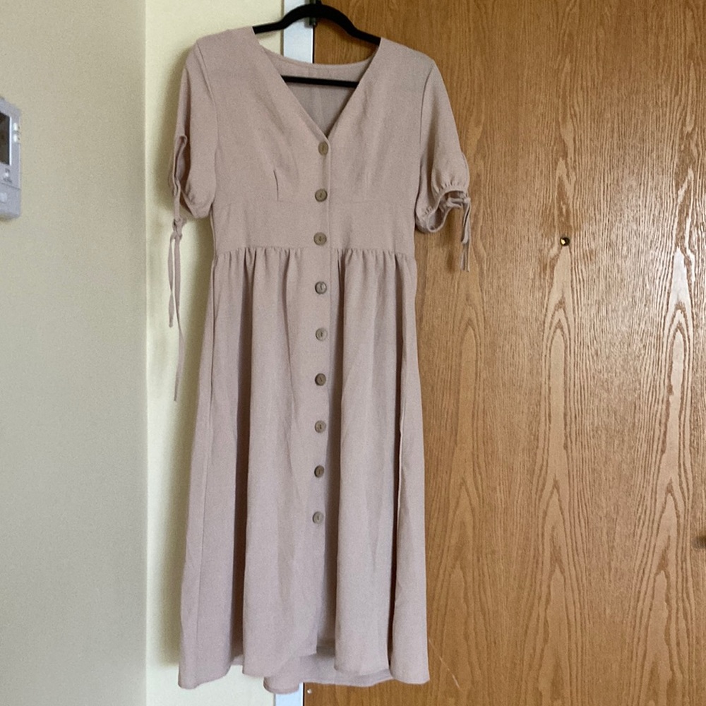 Summer fresh dress short sleeves never worn
